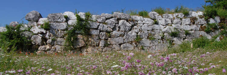 Walls of Alba Fucens